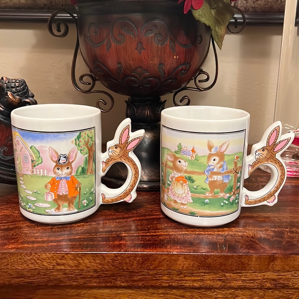 Vintage Peter Rabbit Mugs - set of 2